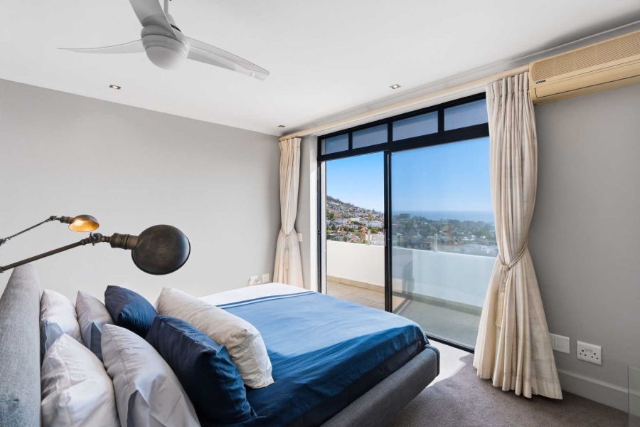 3 Bedroom Property for Sale in Fresnaye Western Cape